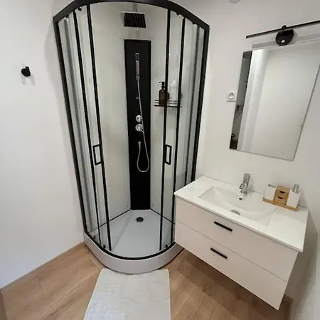 T2 Renove Cosy Apartment *